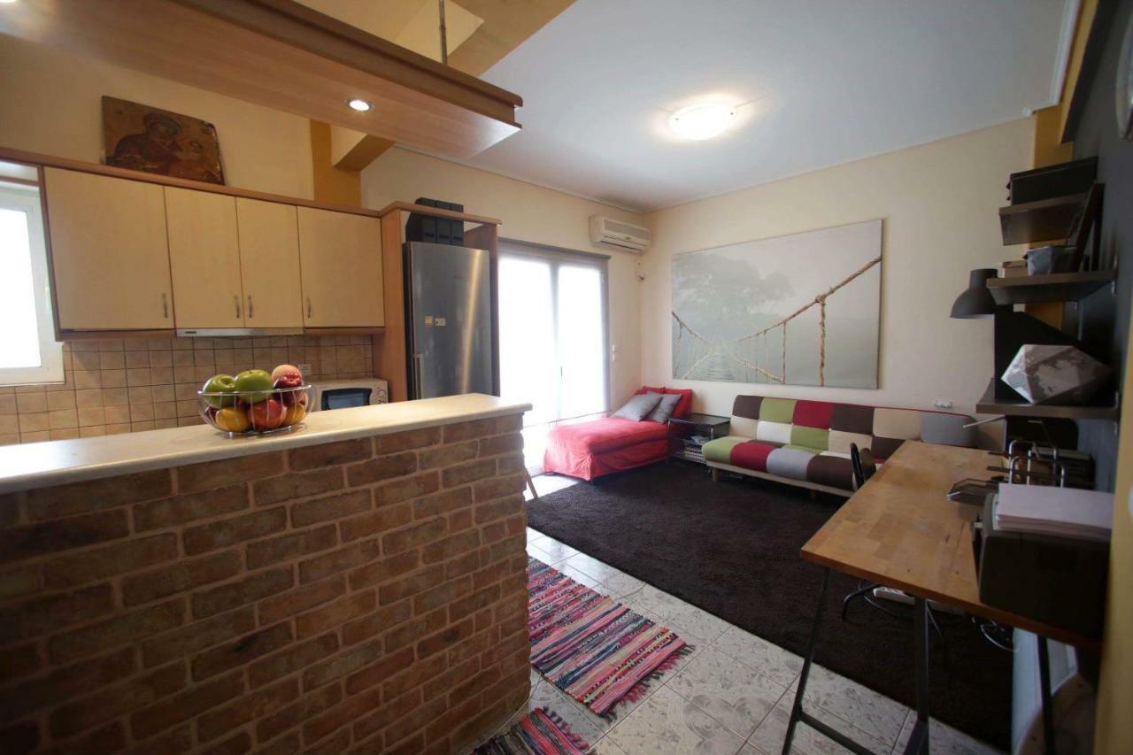 Warm Cozy & Quiet Apartment Athens Exterior photo
